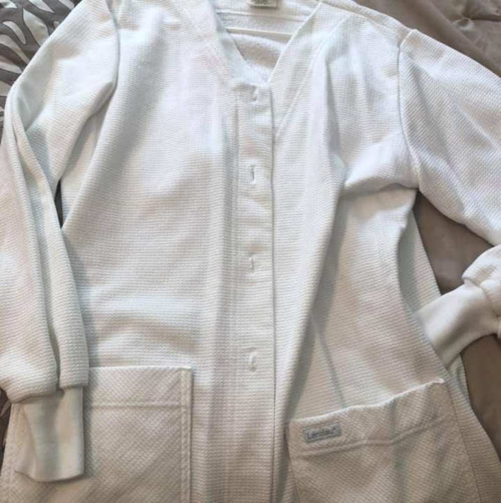 Scrub jacket